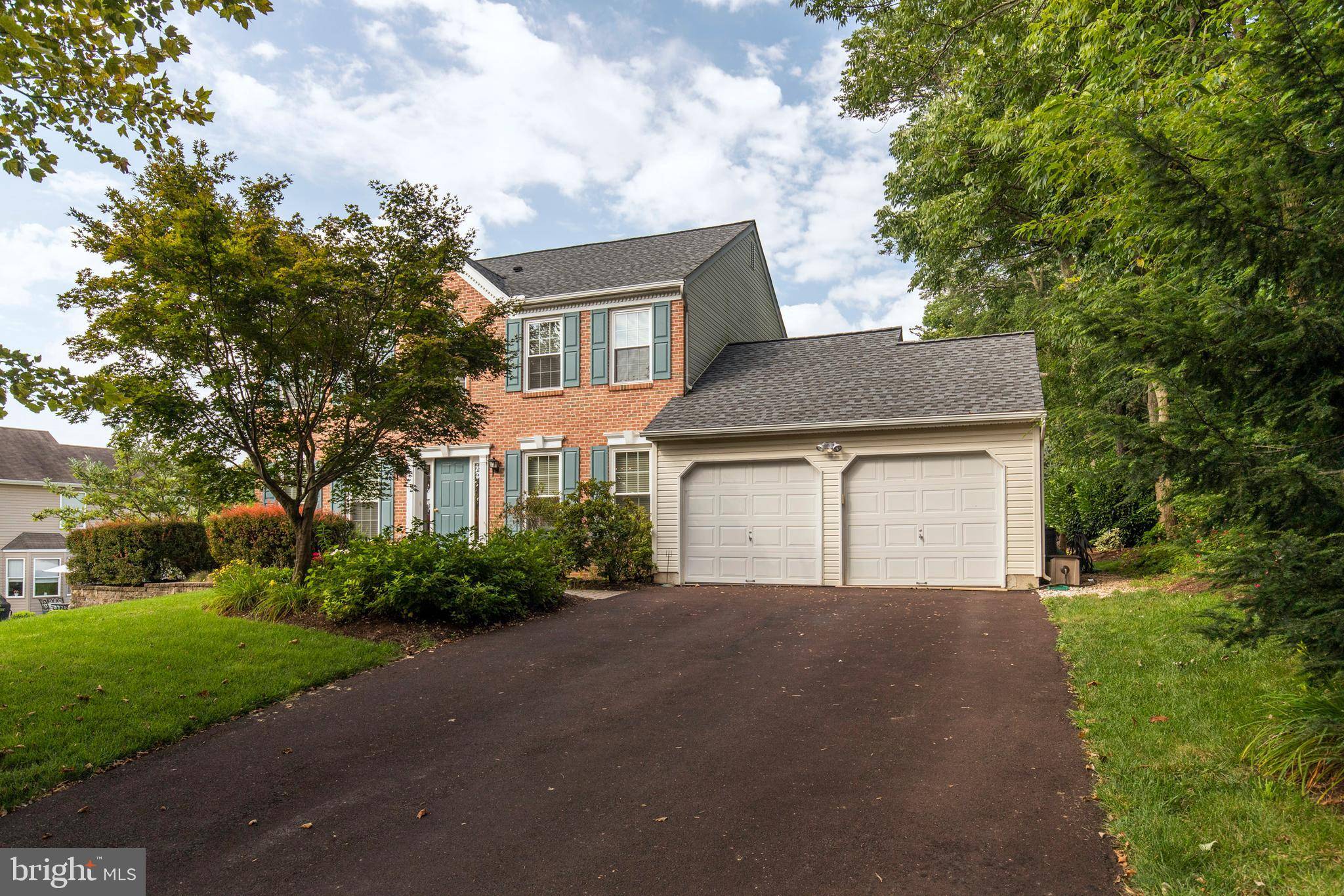 Phoenixville, PA 19460,898 WINDING RIVER LN