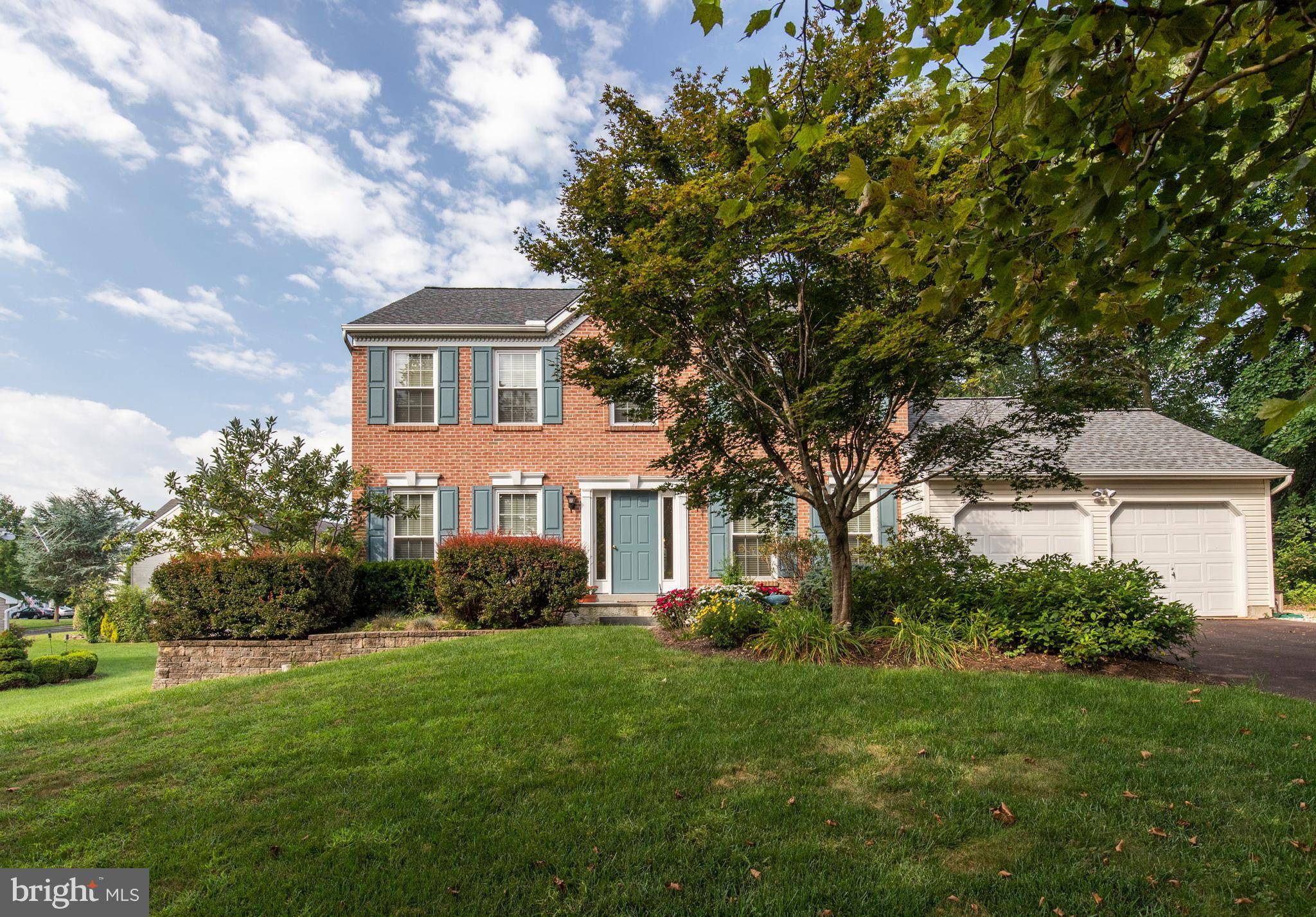 Phoenixville, PA 19460,898 WINDING RIVER LN