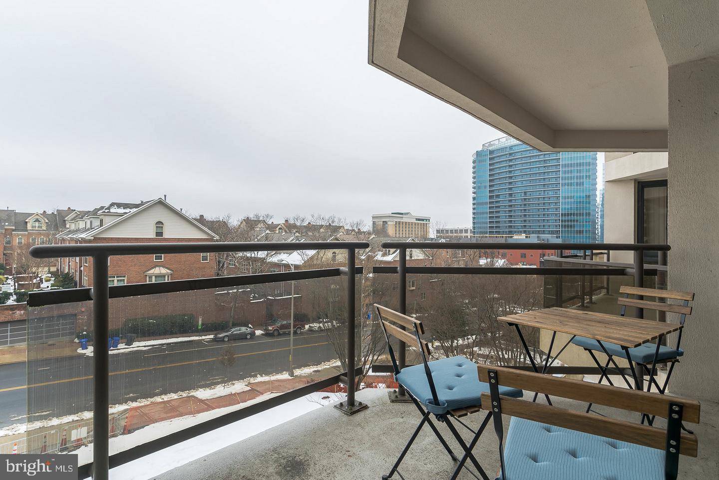 Arlington, VA 22209,1530 KEY BLVD #324