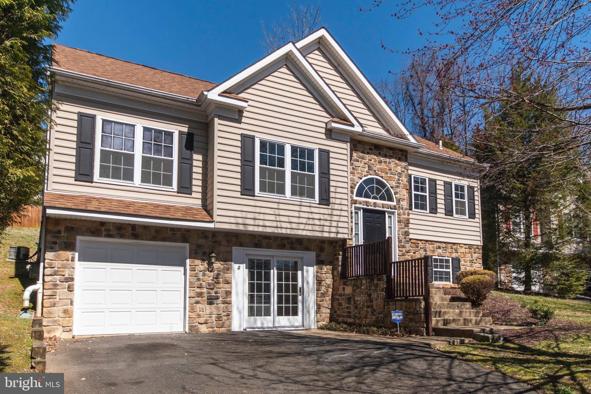 Elkins Park, PA 19027,777 ROCK LN