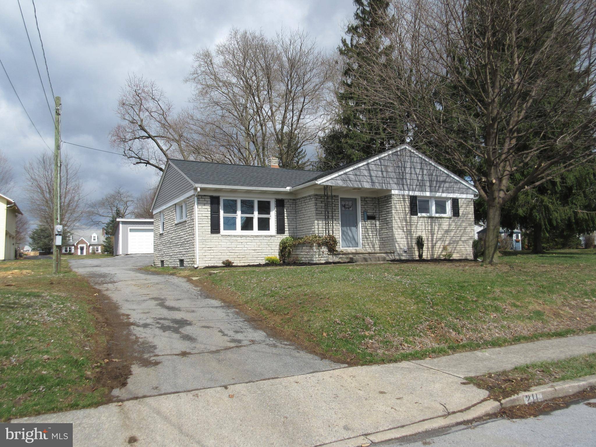 Myerstown, PA 17067,211 W MAPLE AVE