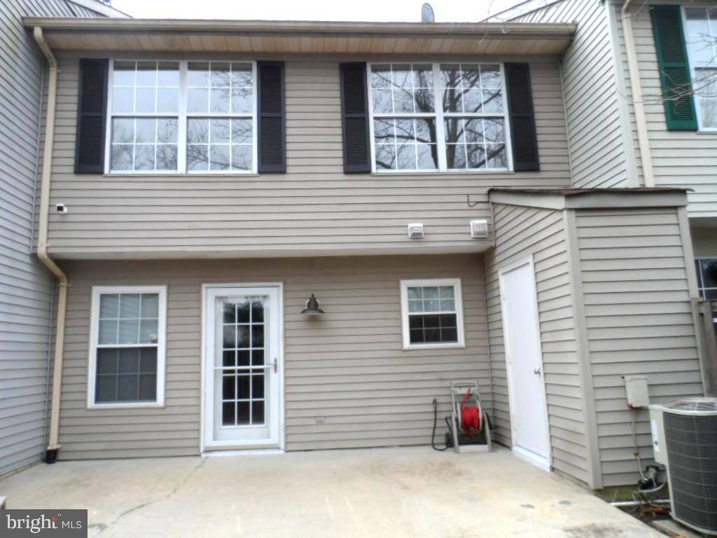 Waldorf, MD 20603,6050 RED WOLF PL