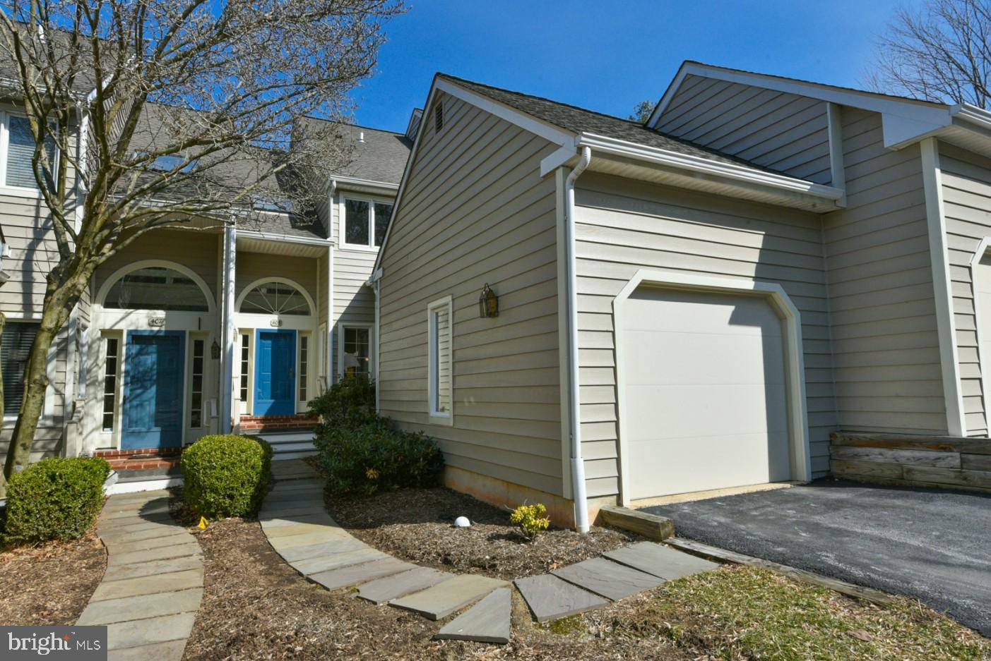 Newtown Square, PA 19073,405 WOODED WAY