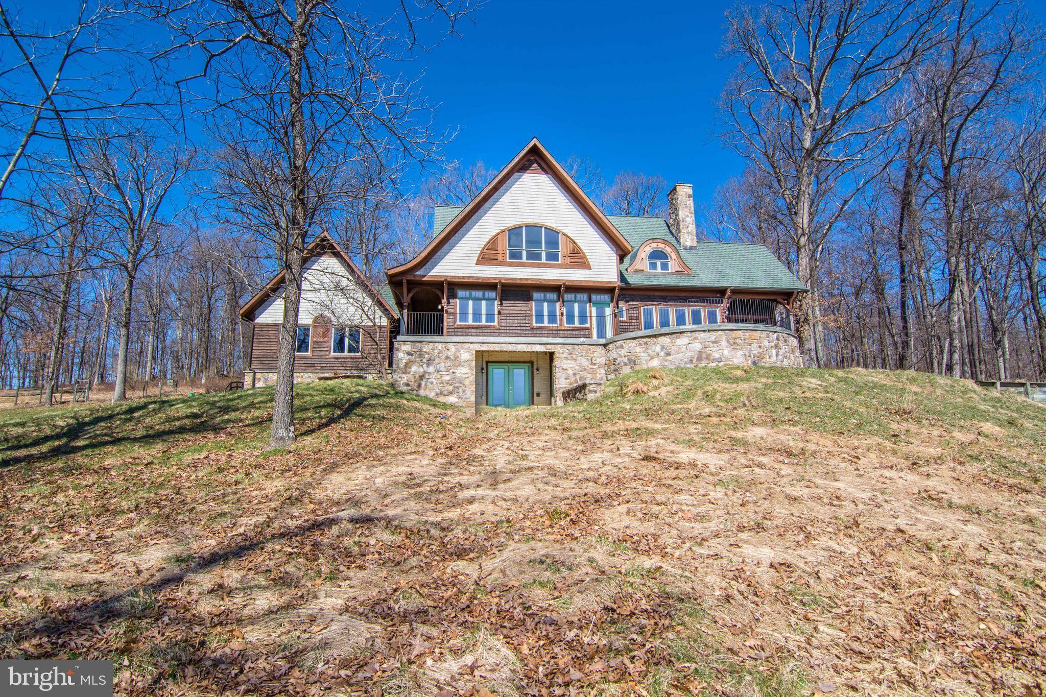 Delaplane, VA 20144,10210 POSSUM HOLLOW DR