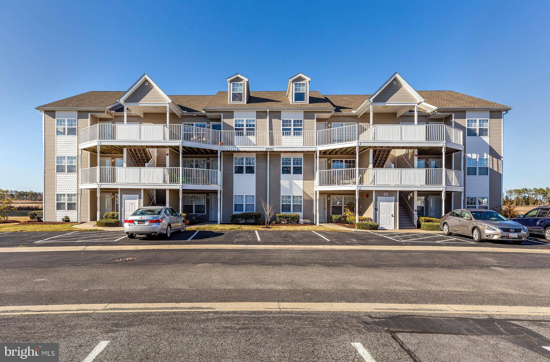 Ocean View, DE 19970,37456 PETTINARO DR #6301