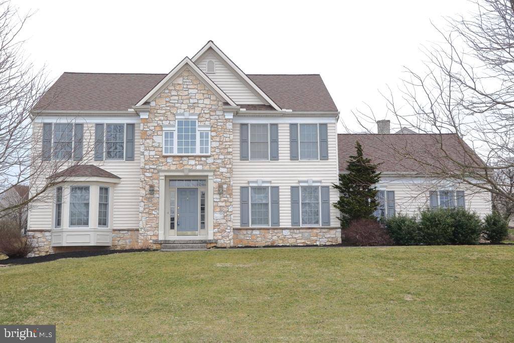 Lititz, PA 17543,23 SUNSET LN