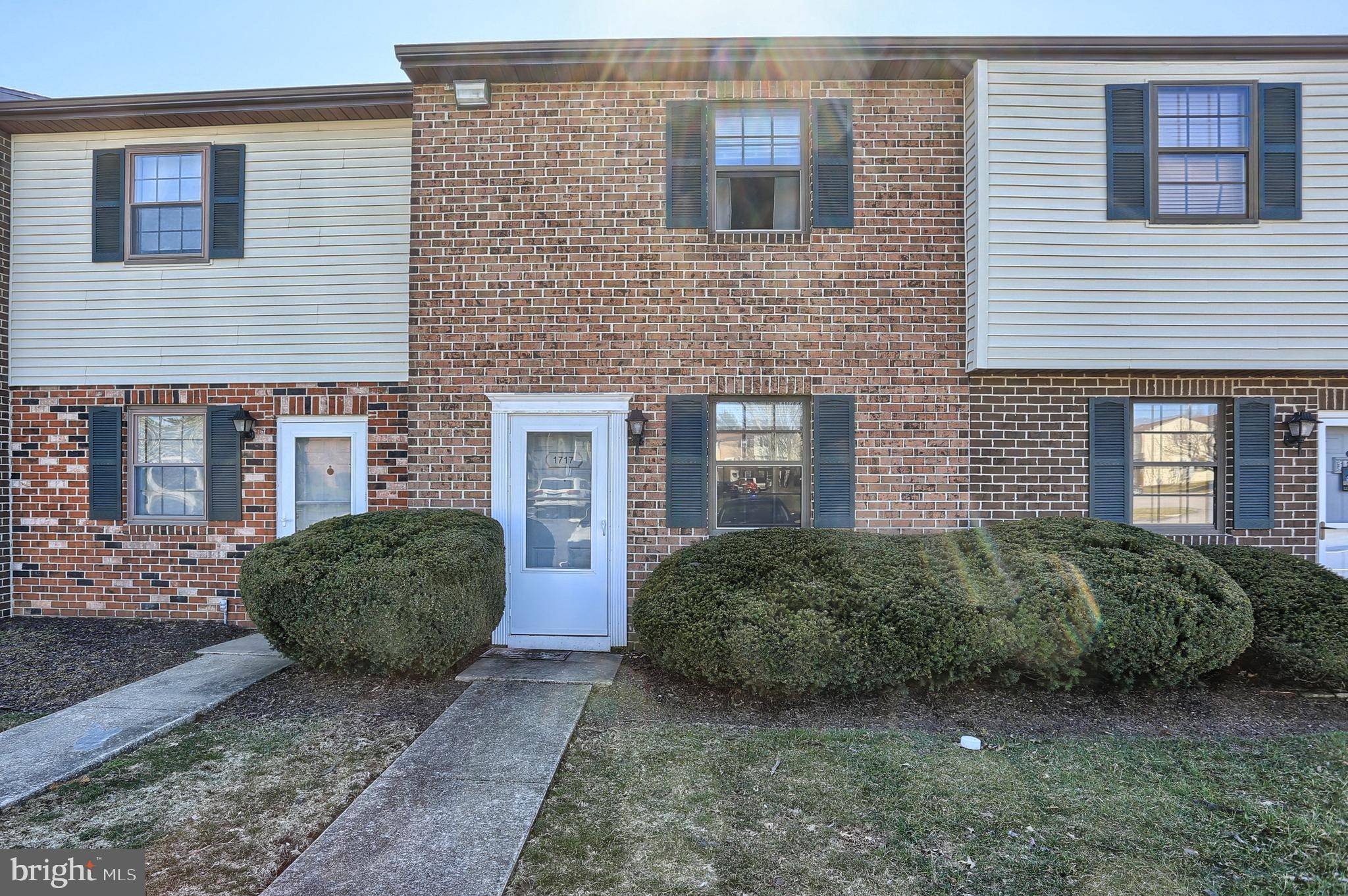 York, PA 17408,1717 BARON DR