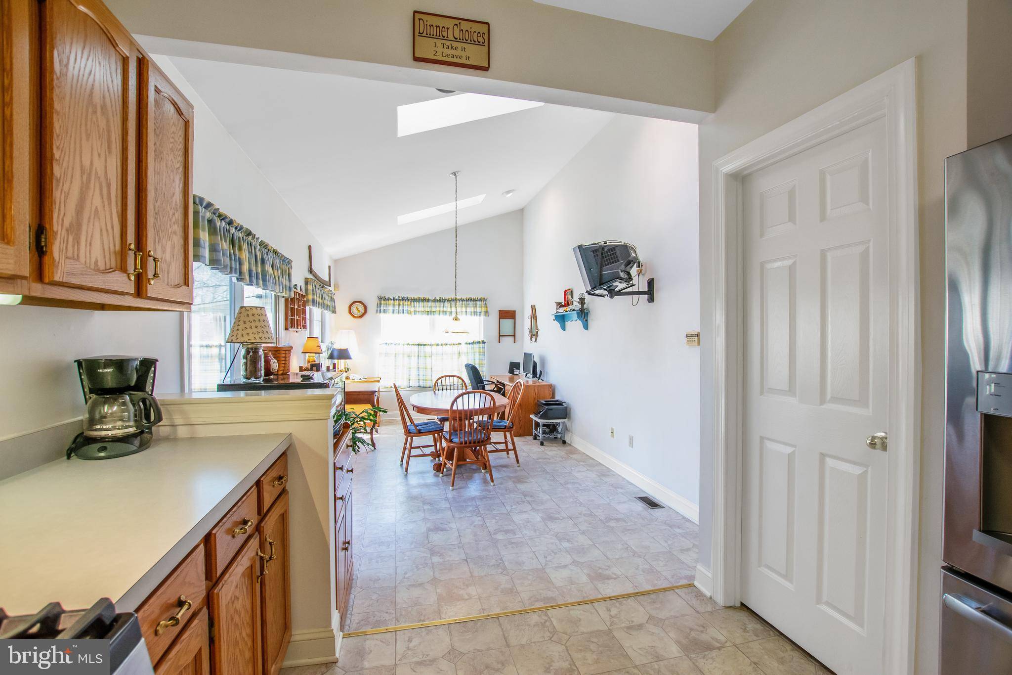 Bear, DE 19701,230 TIMBER KNOLL DR