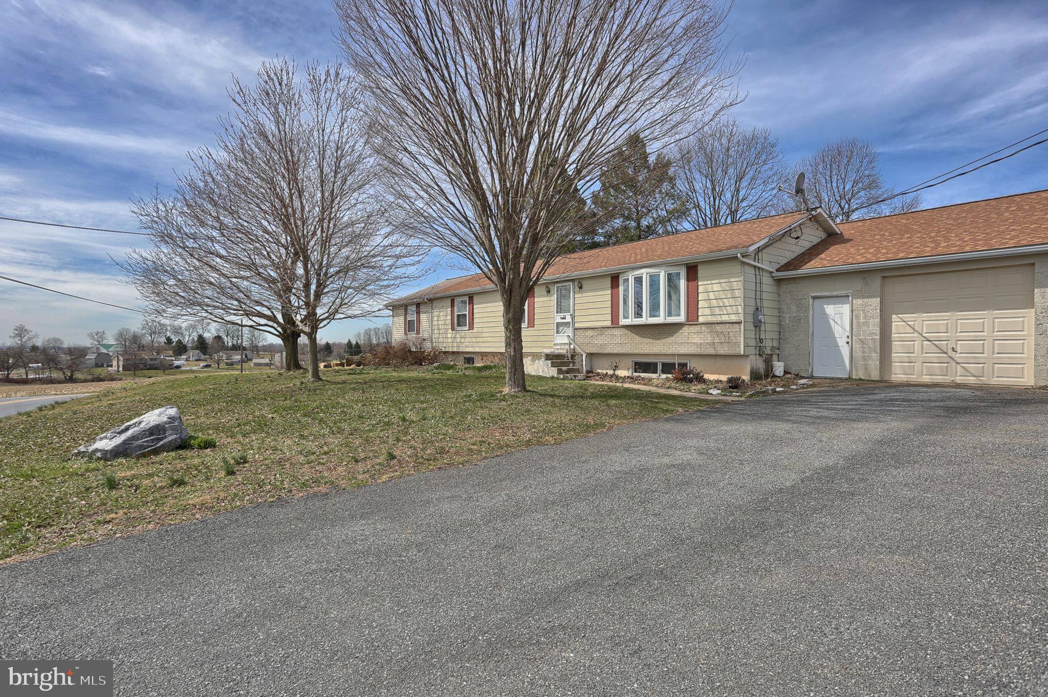 Elizabethtown, PA 17022,734 HEREFORD RD