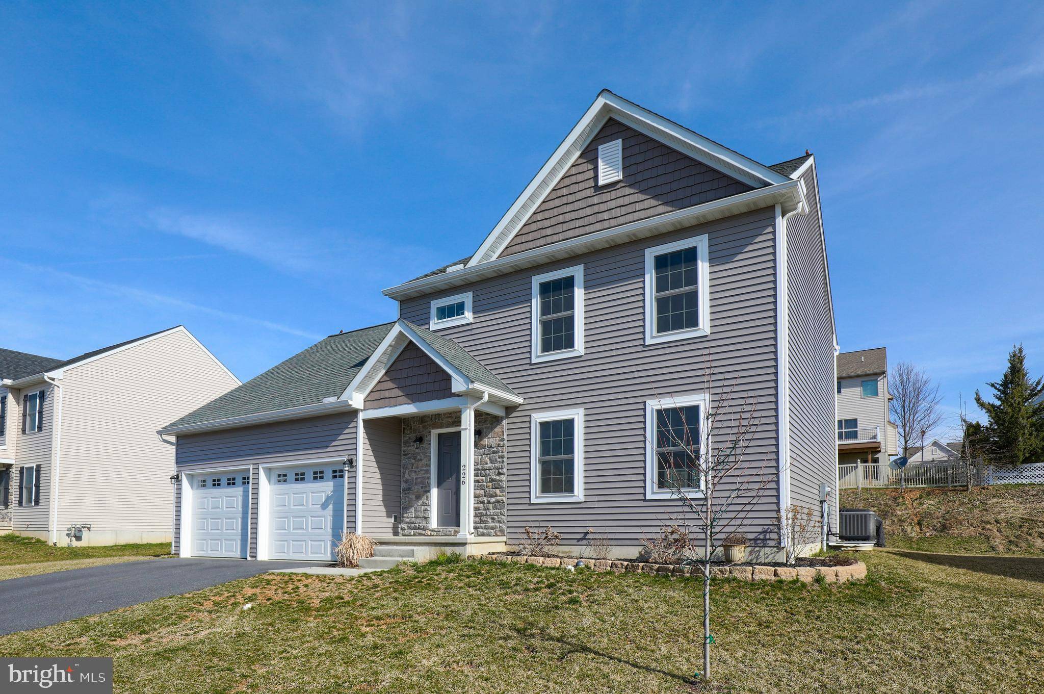 Manheim, PA 17545,226 LOGHES DR