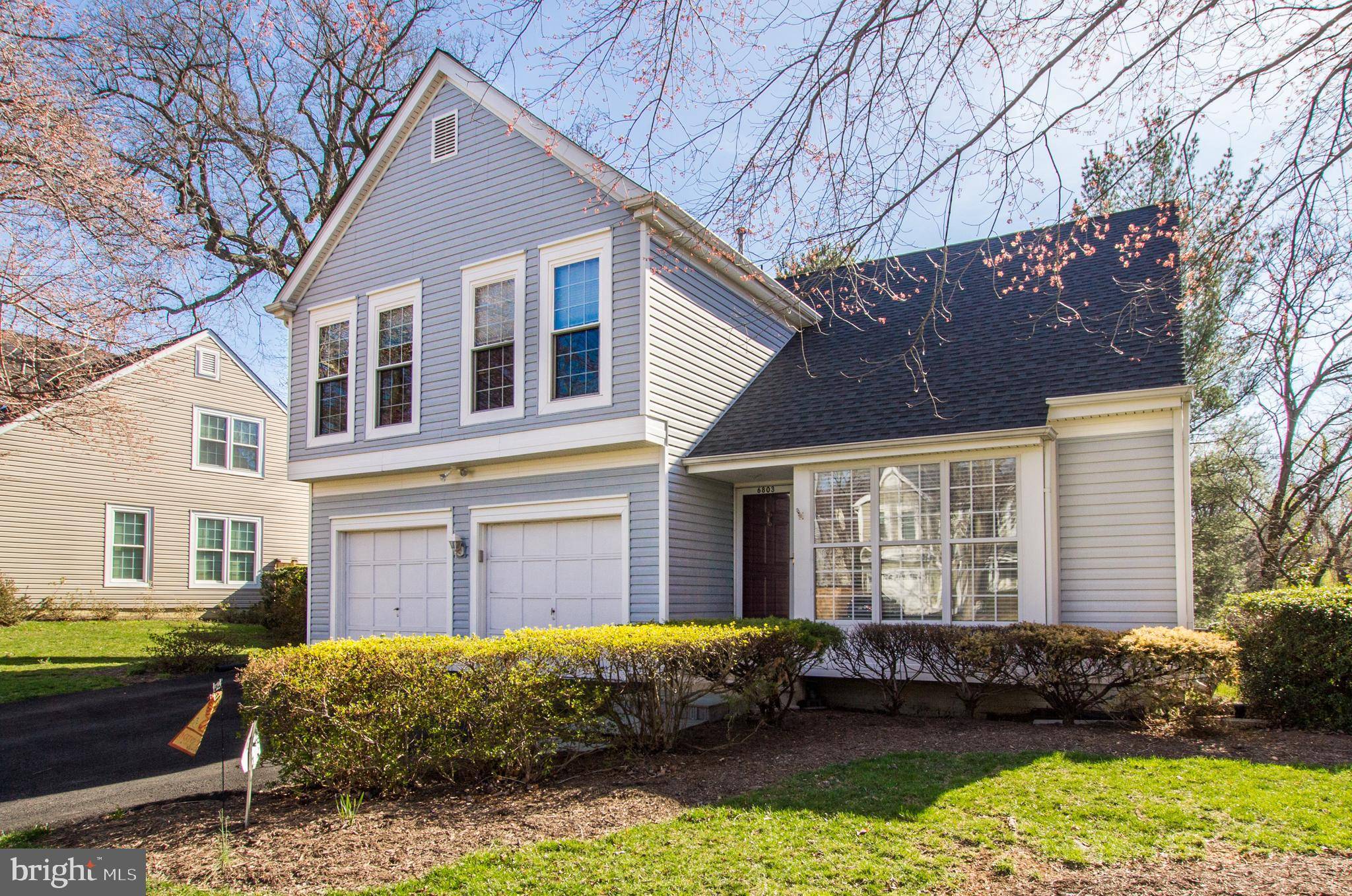 Alexandria, VA 22306,6803 WOODSTONE PL