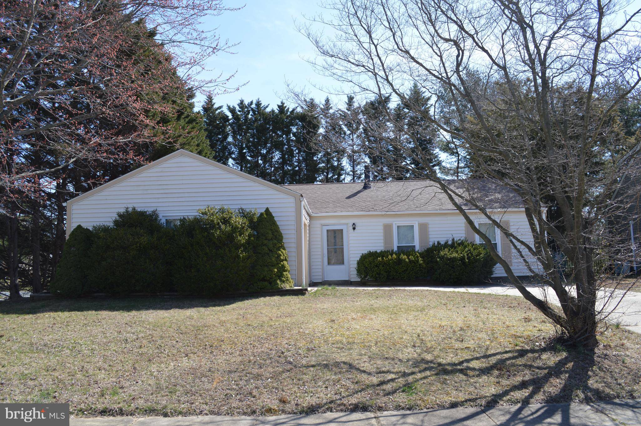 Newark, DE 19702,2 HAMPTON CT