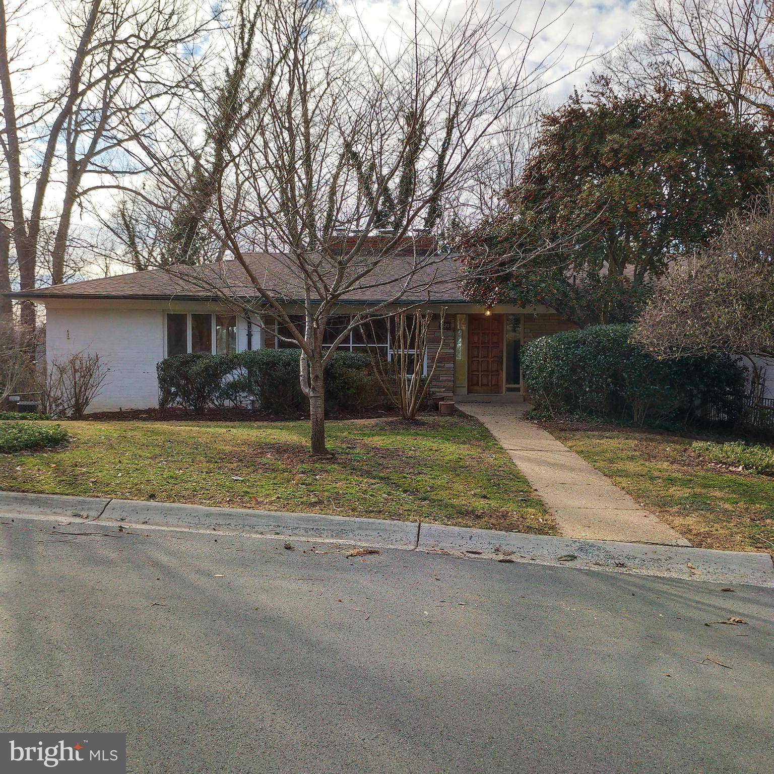 Bethesda, MD 20816,6820 TULIP HILL TER