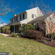 Lancaster, PA 17601,560 LAUREL LN