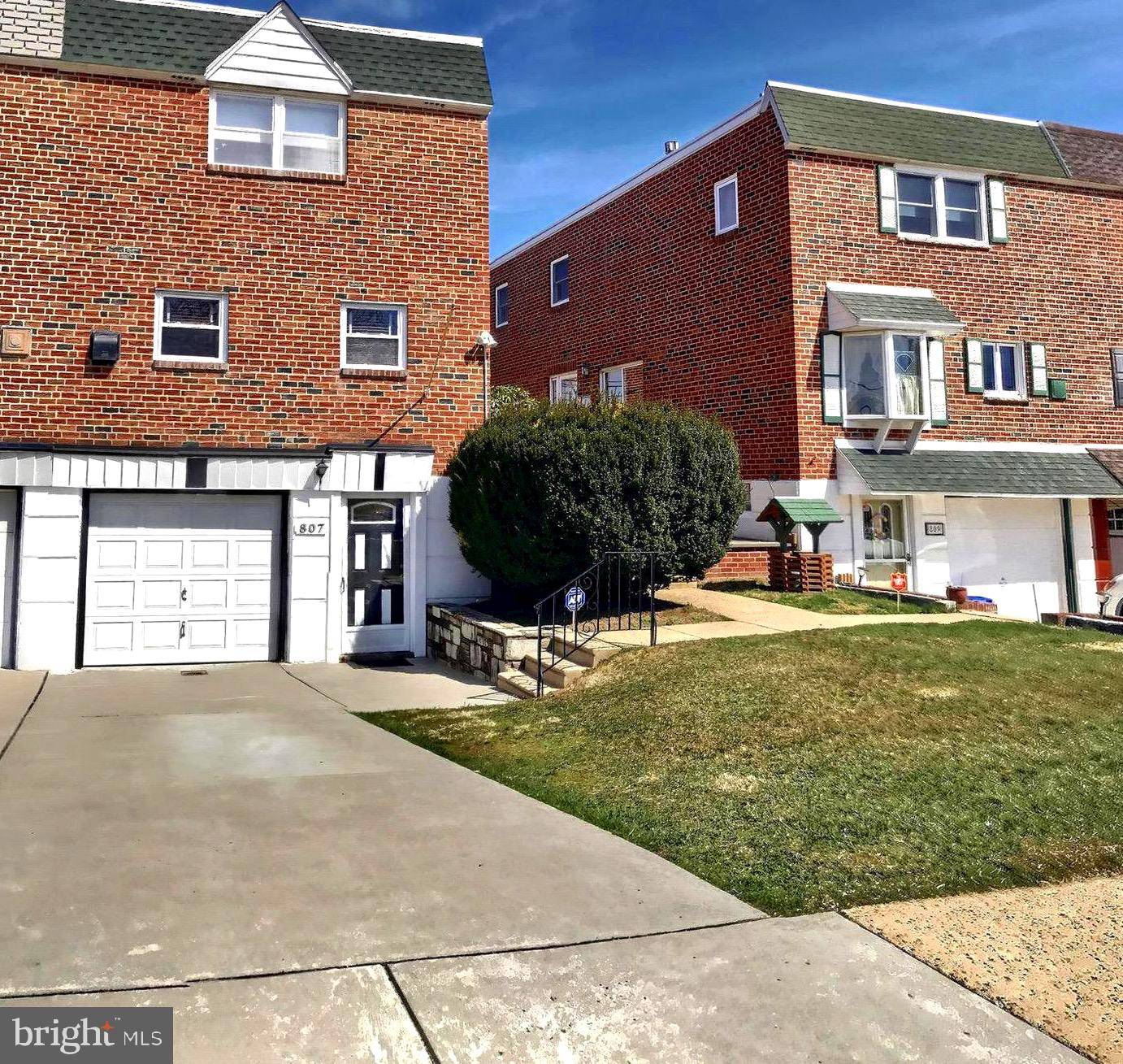 Philadelphia, PA 19111,807 STRAHLE ST