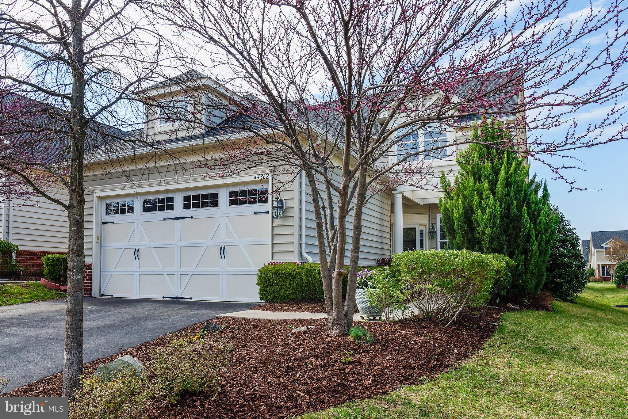 Ashburn, VA 20147,44362 MALTESE FALCON SQ