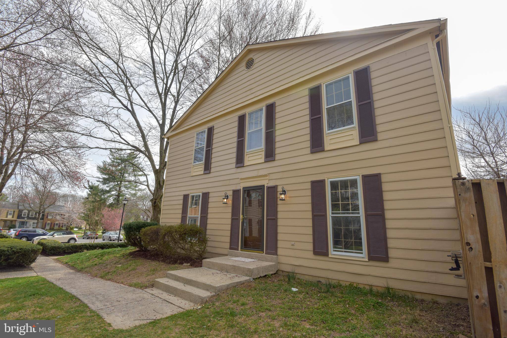 Gaithersburg, MD 20886,9321 WEATHERVANE PL