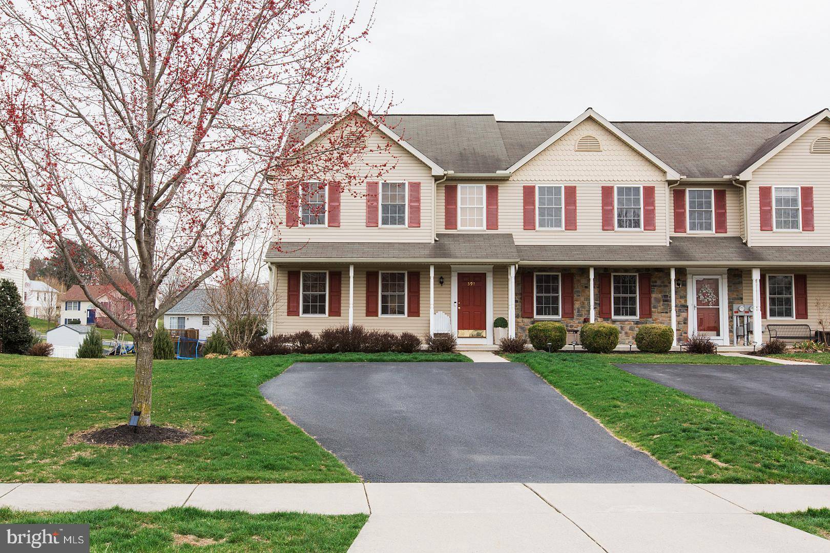 Manheim, PA 17545,591 WOOD DUCK DR