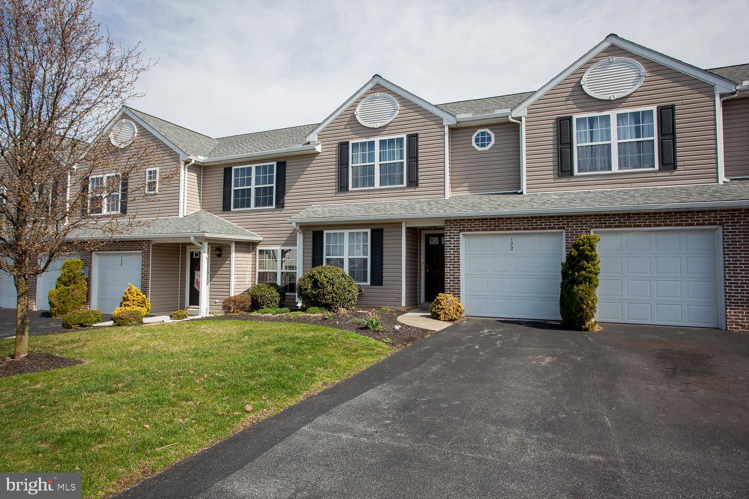 Hummelstown, PA 17036,122 KESTREL CT