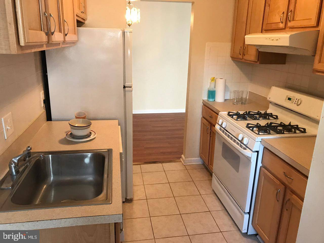 Alexandria, VA 22312,5933 QUANTRELL AVE #303