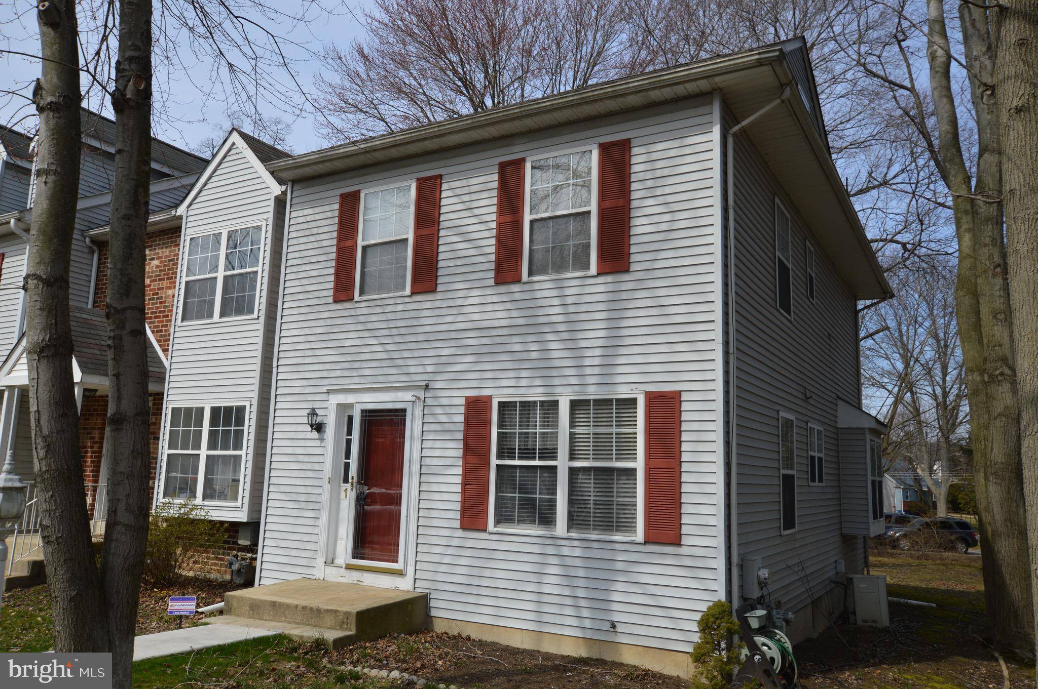 Aston, PA 19014,1 DANA CT