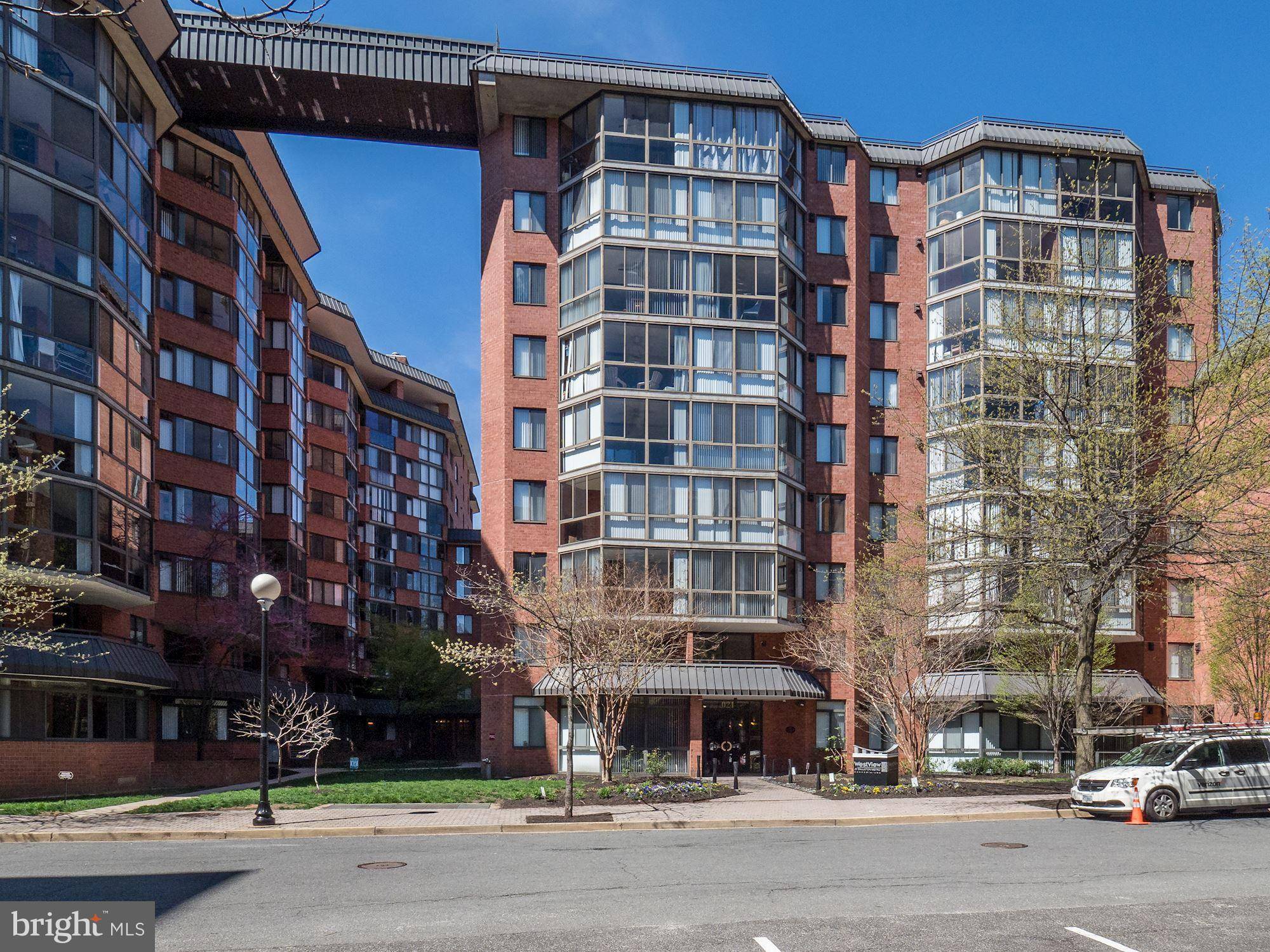 Arlington, VA 22201,1024 N UTAH ST #120