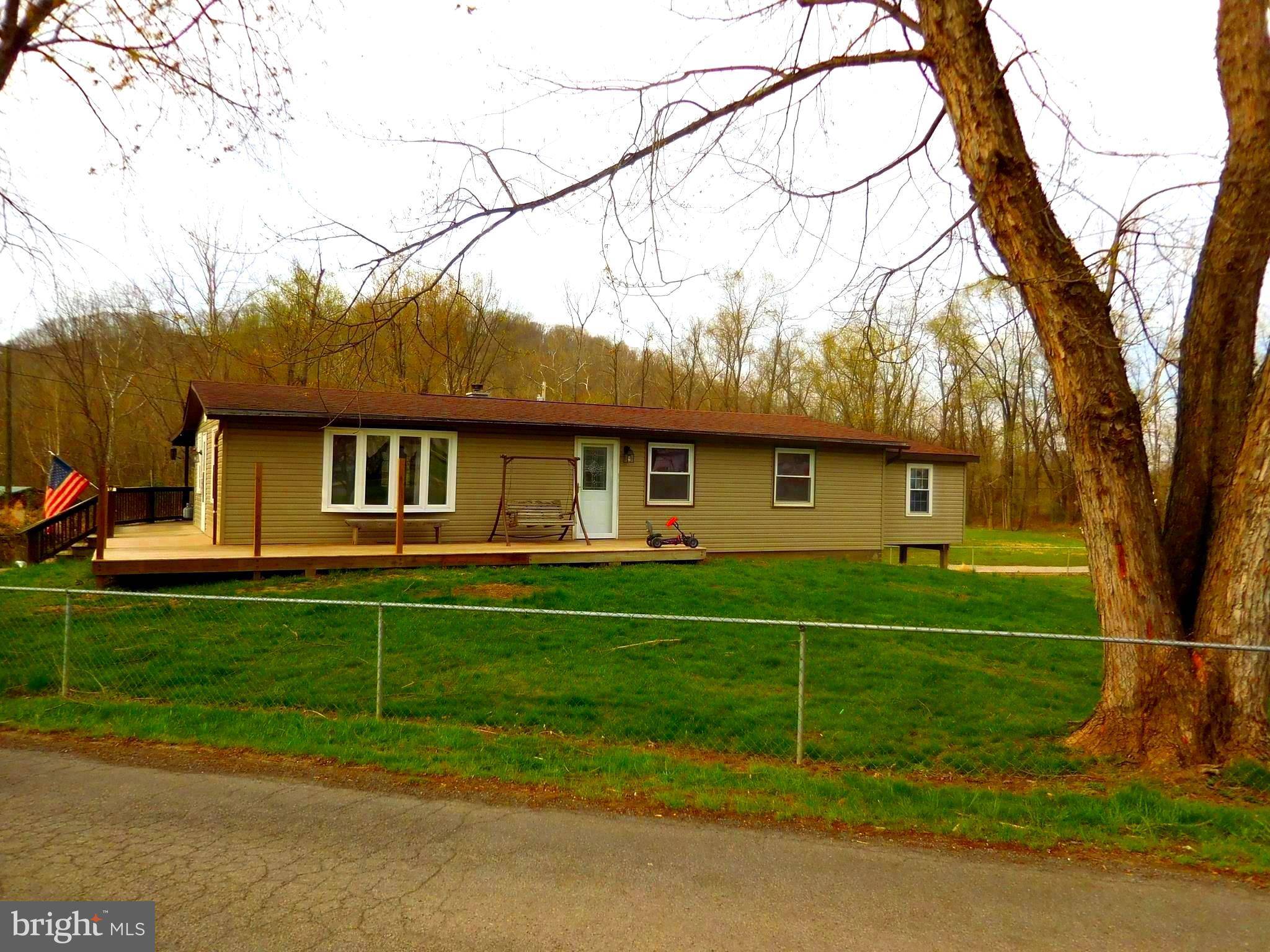 Ridgeley, WV 26753,25 ROBIN DR N