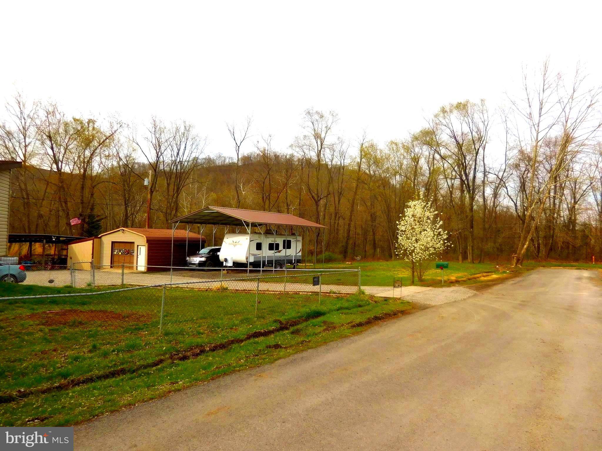 Ridgeley, WV 26753,25 ROBIN DR N