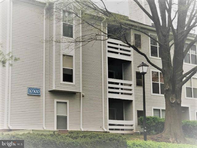 Oakton, VA 22124,10300 APPALACHIAN CIR #304