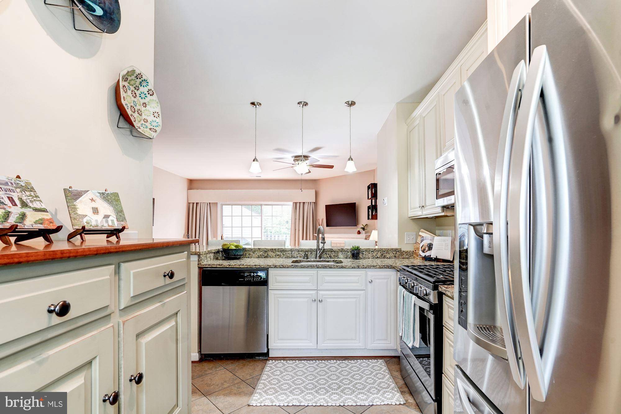 Alexandria, VA 22306,7112 WESTFIELD CT