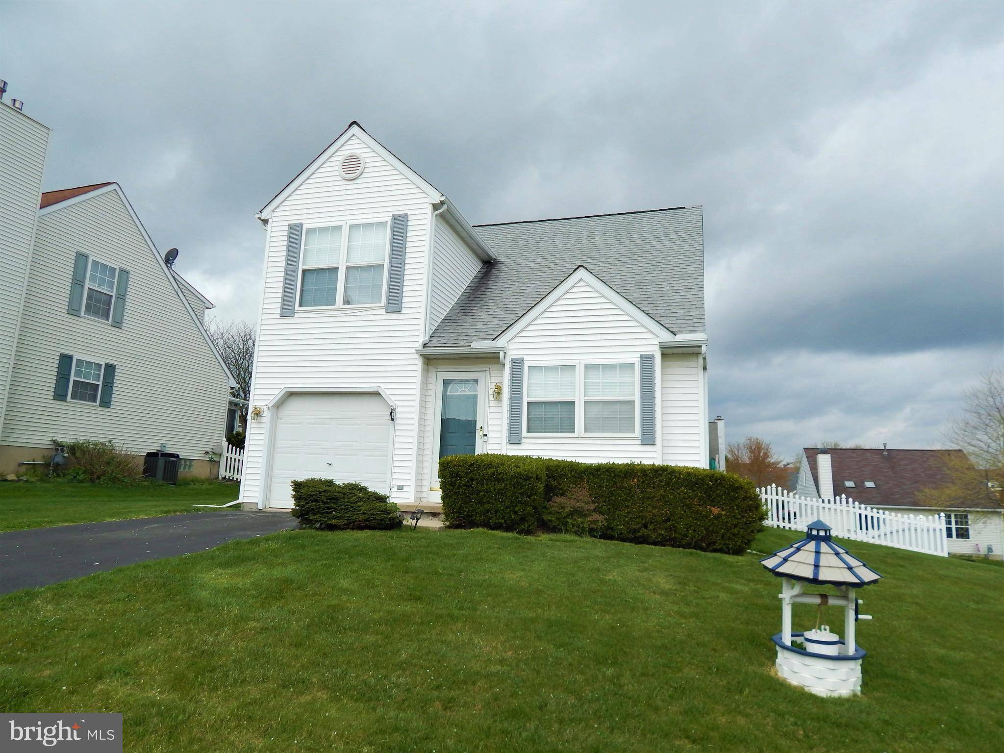 Dallastown, PA 17313,610 MISTY HILL LN