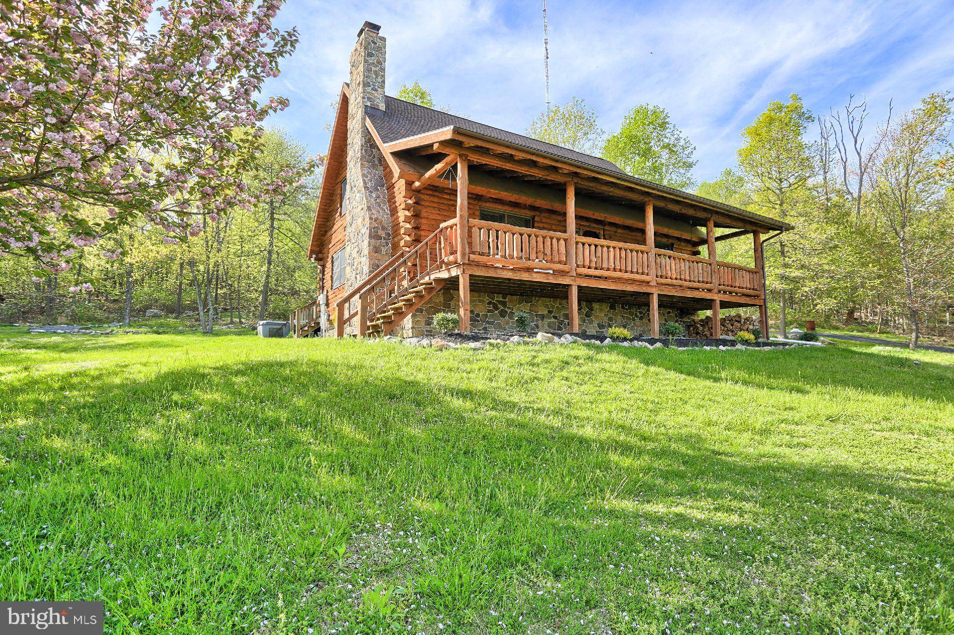 Hellam, PA 17406,1060 OAK VIEW LN