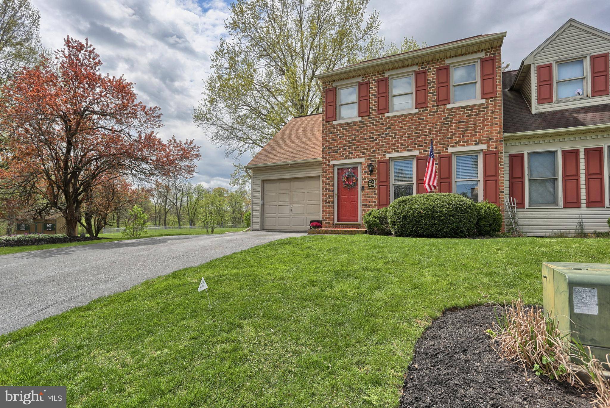 Elizabethtown, PA 17022,64 BEECH LN