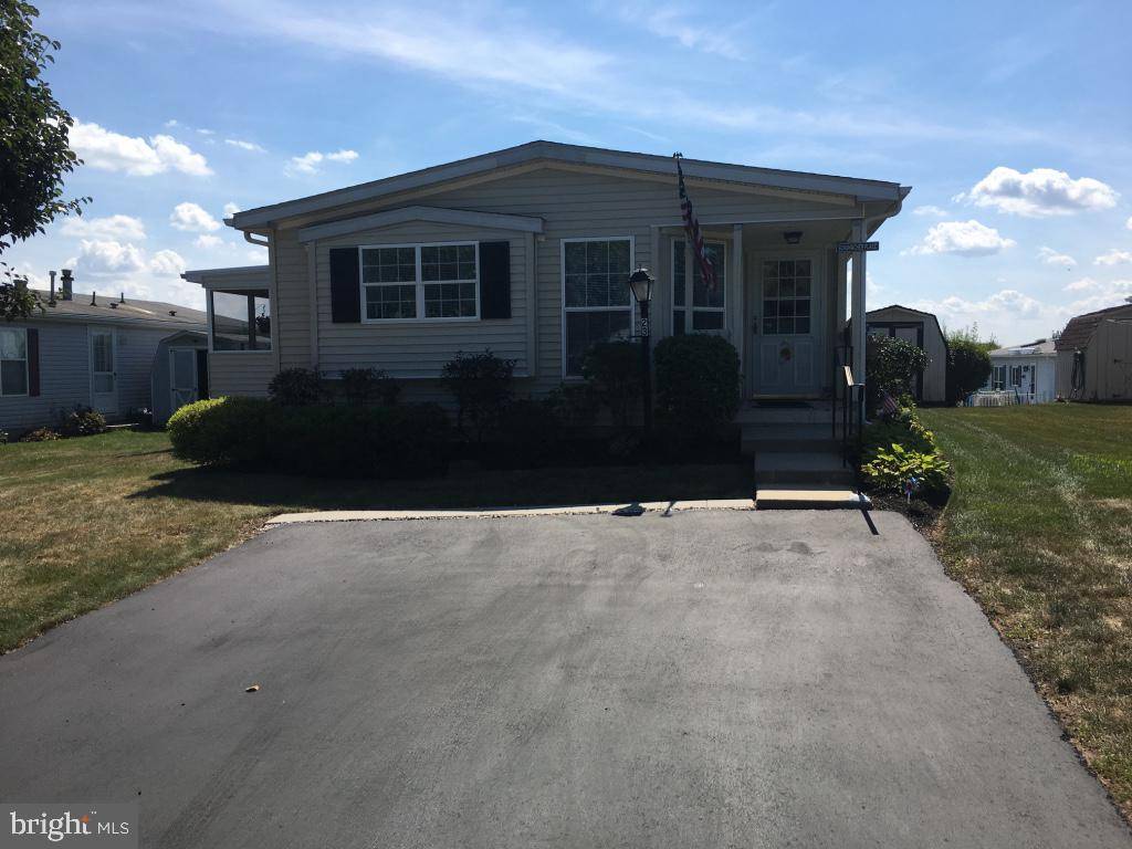 Harleysville, PA 19438,23 E WOODBINE CT E