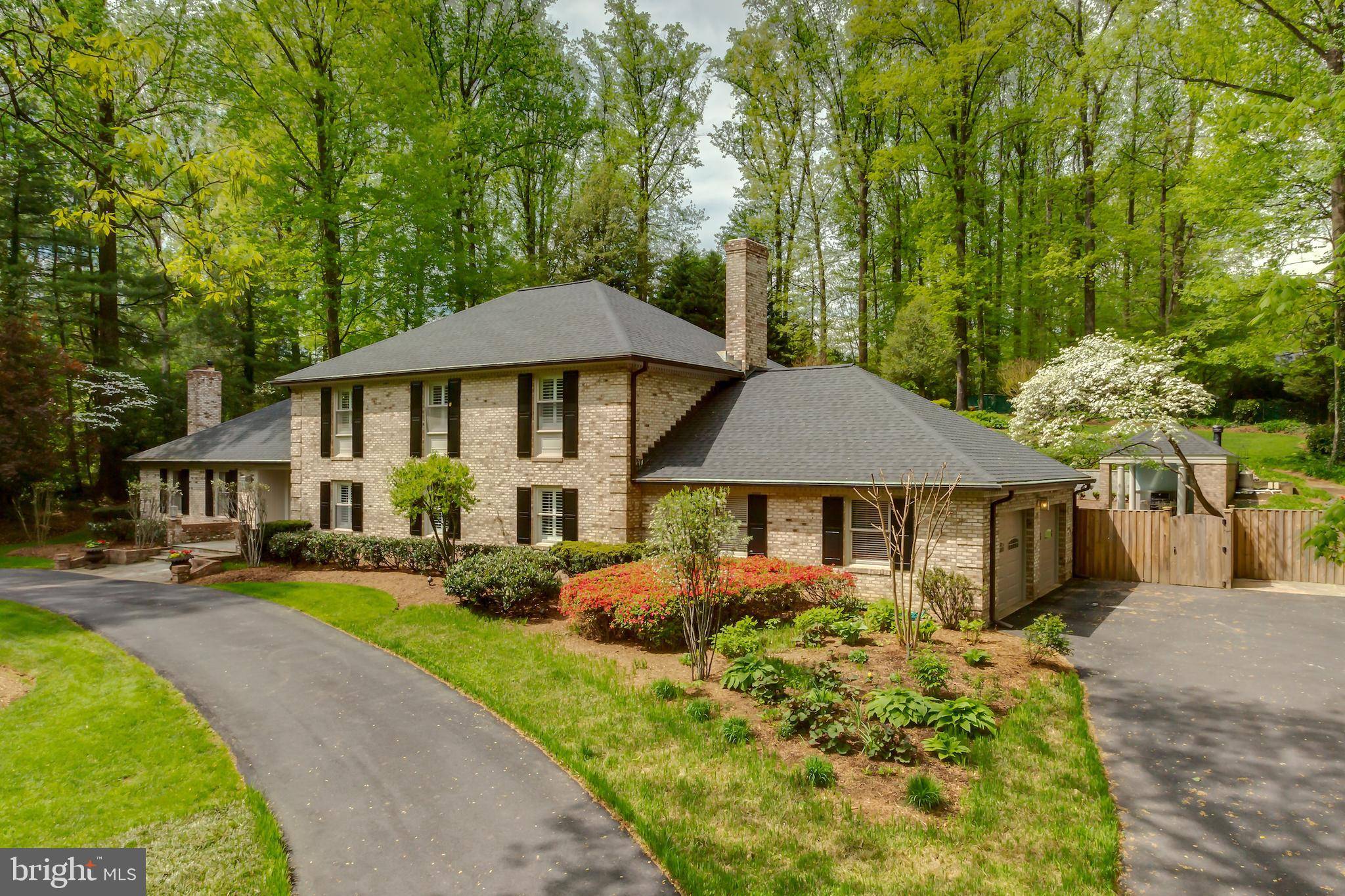 Mclean, VA 22102,908 LYNTON PL