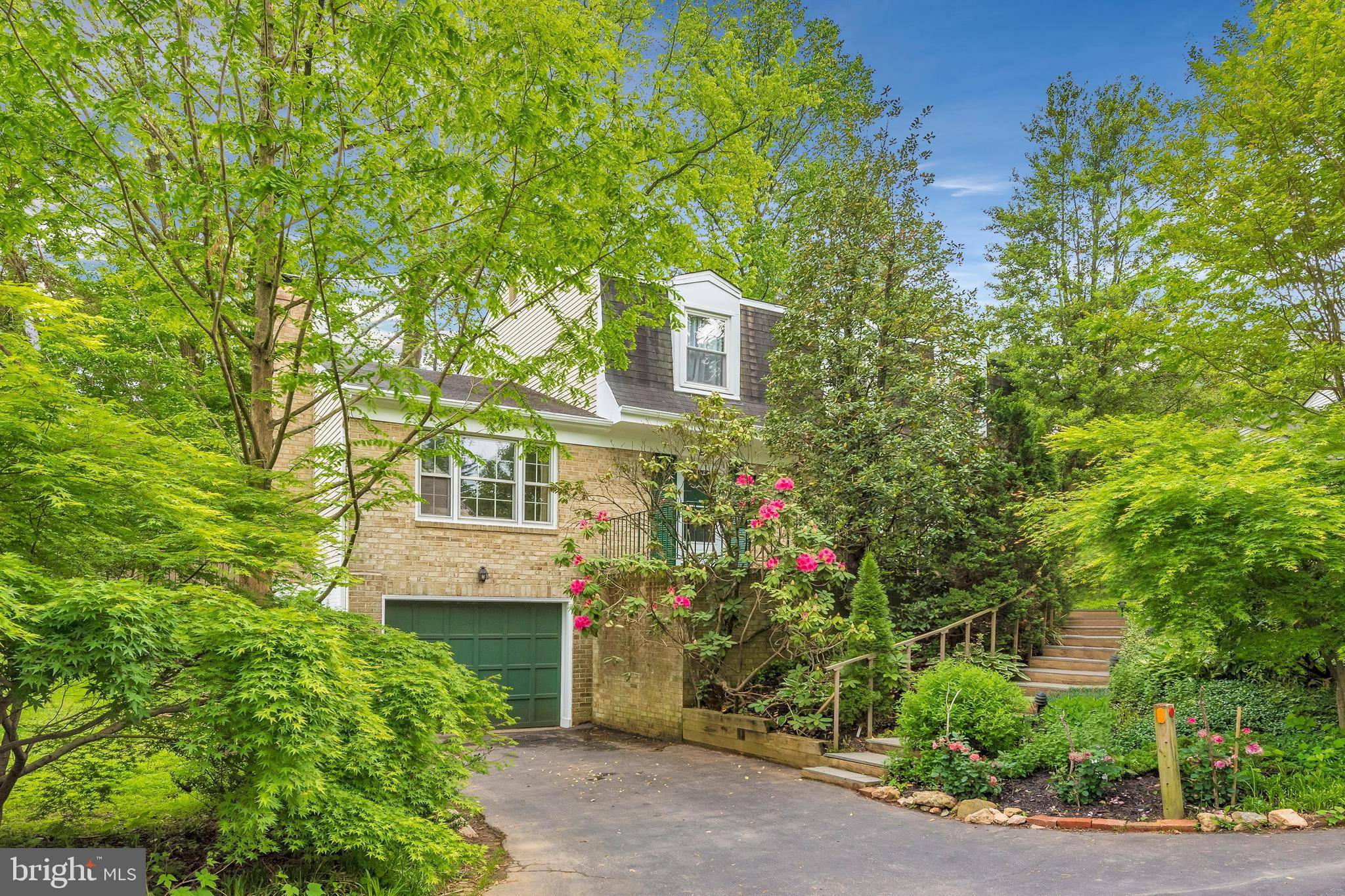 Bethesda, MD 20814,1 SPRUCE TREE CT