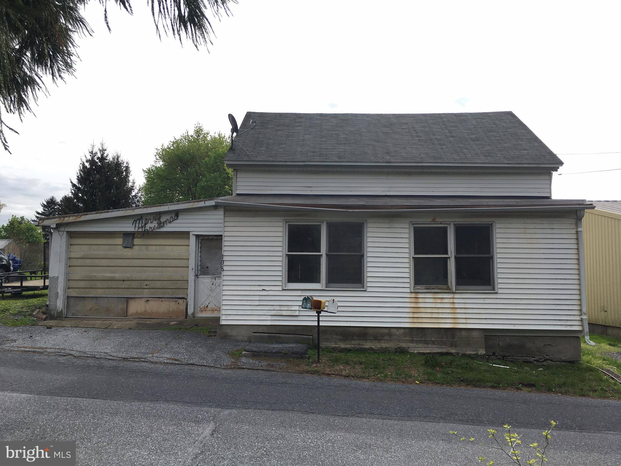 Newmanstown, PA 17073,108 S CHURCH ST