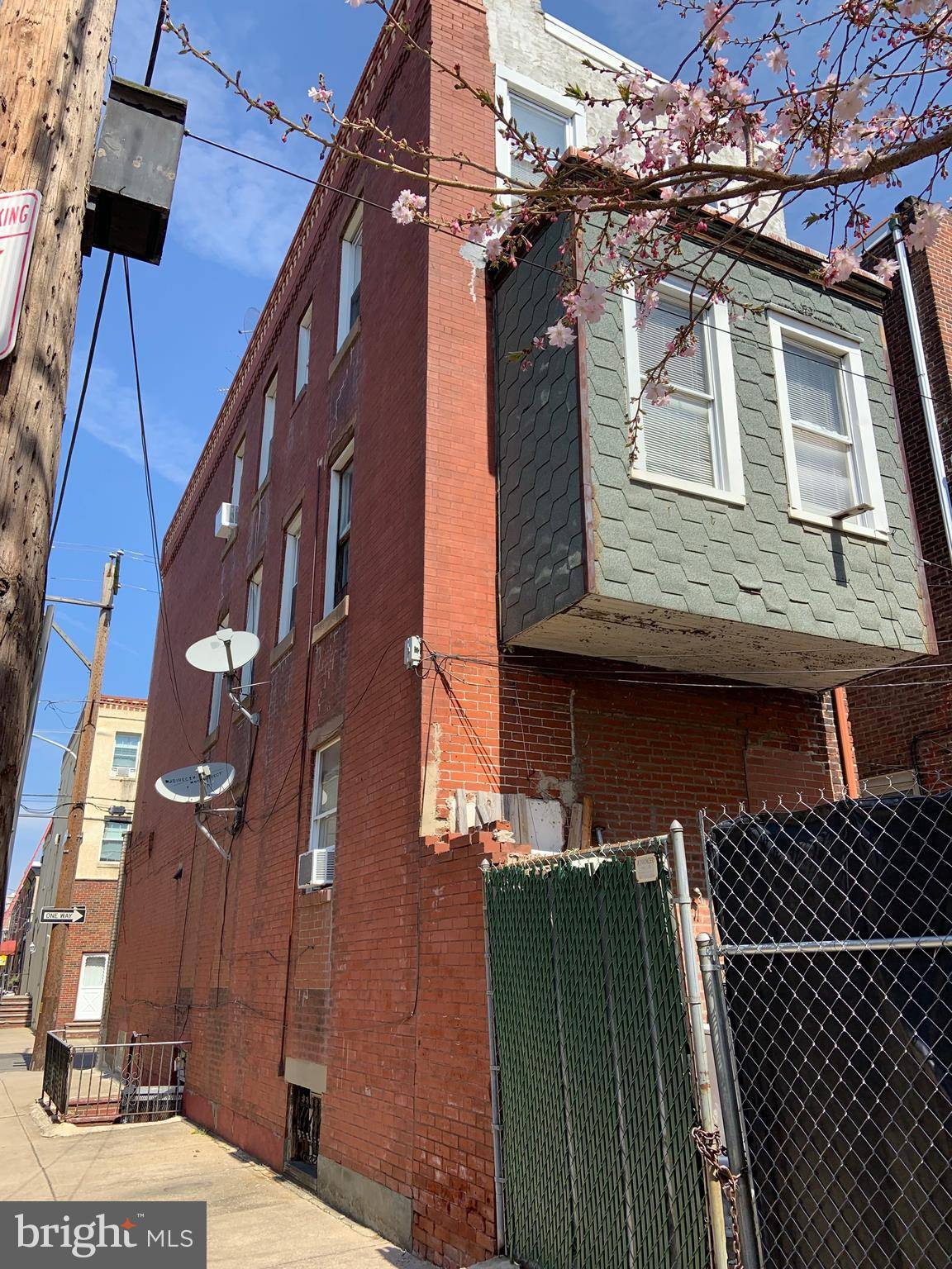 Philadelphia, PA 19145,1524 MIFFLIN ST