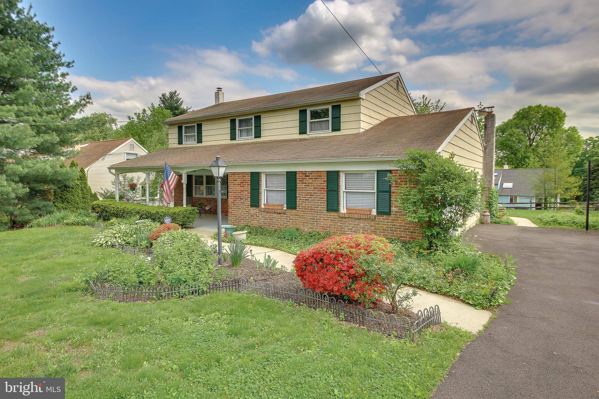 Yardley, PA 19067,11 UPTON LN