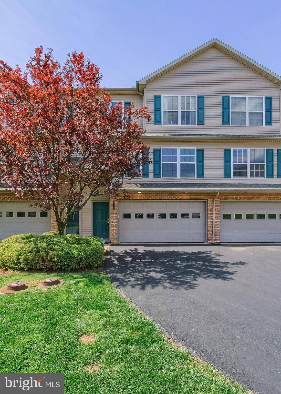 Mechanicsburg, PA 17055,534 MEADOWCROFT CIR