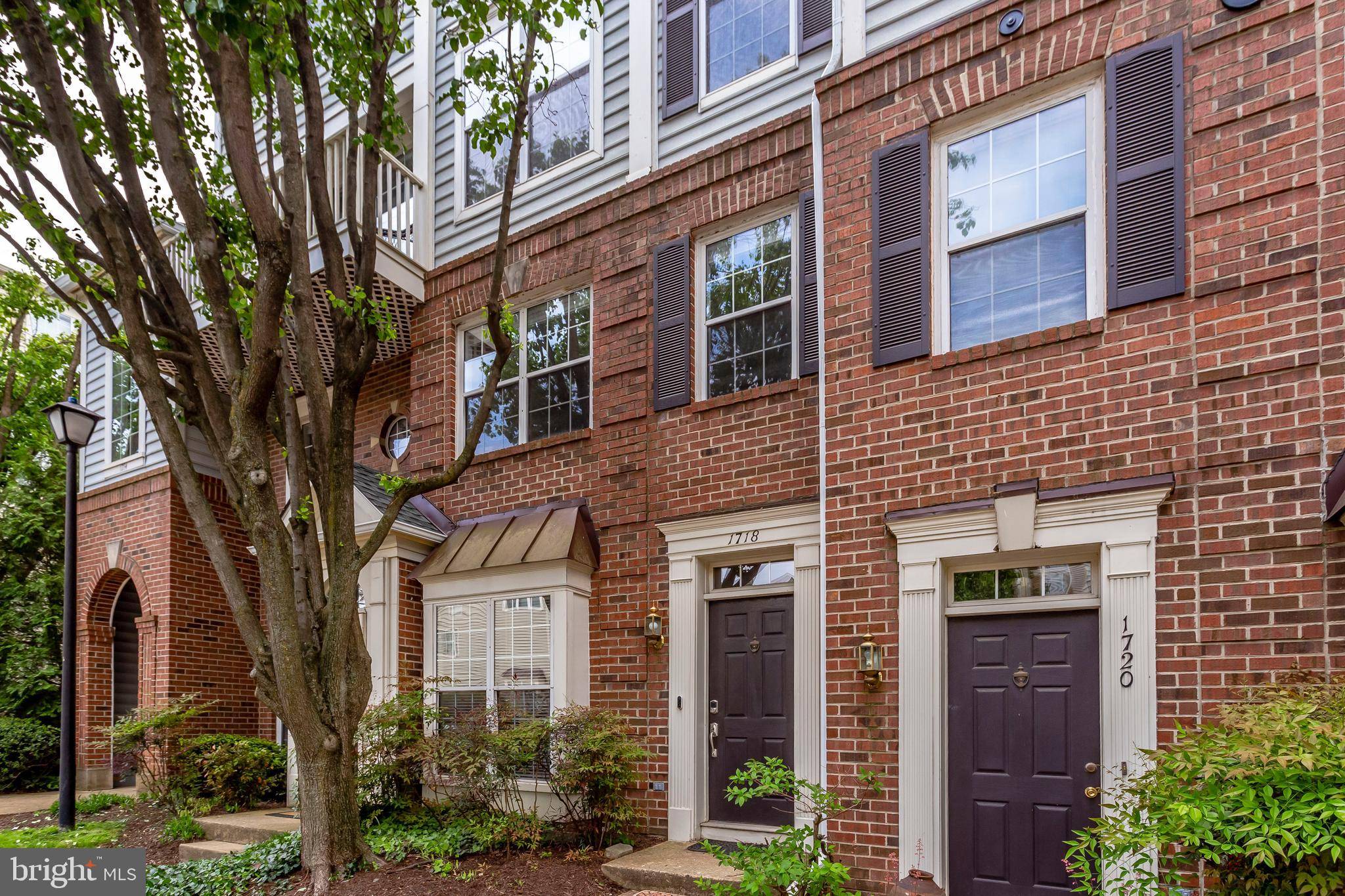 Alexandria, VA 22302,1718 KINGSGATE CT