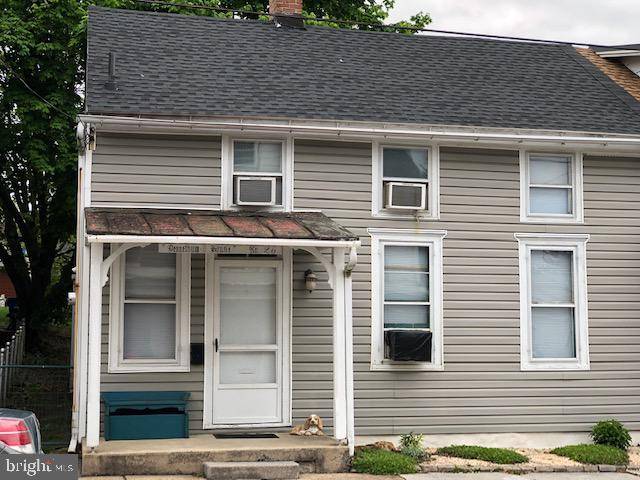 Womelsdorf, PA 19567,26 S FRONT ST