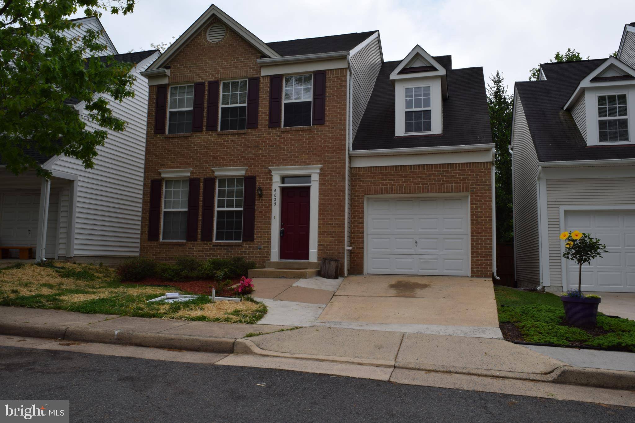 Centreville, VA 20121,6025 MCALESTER WAY