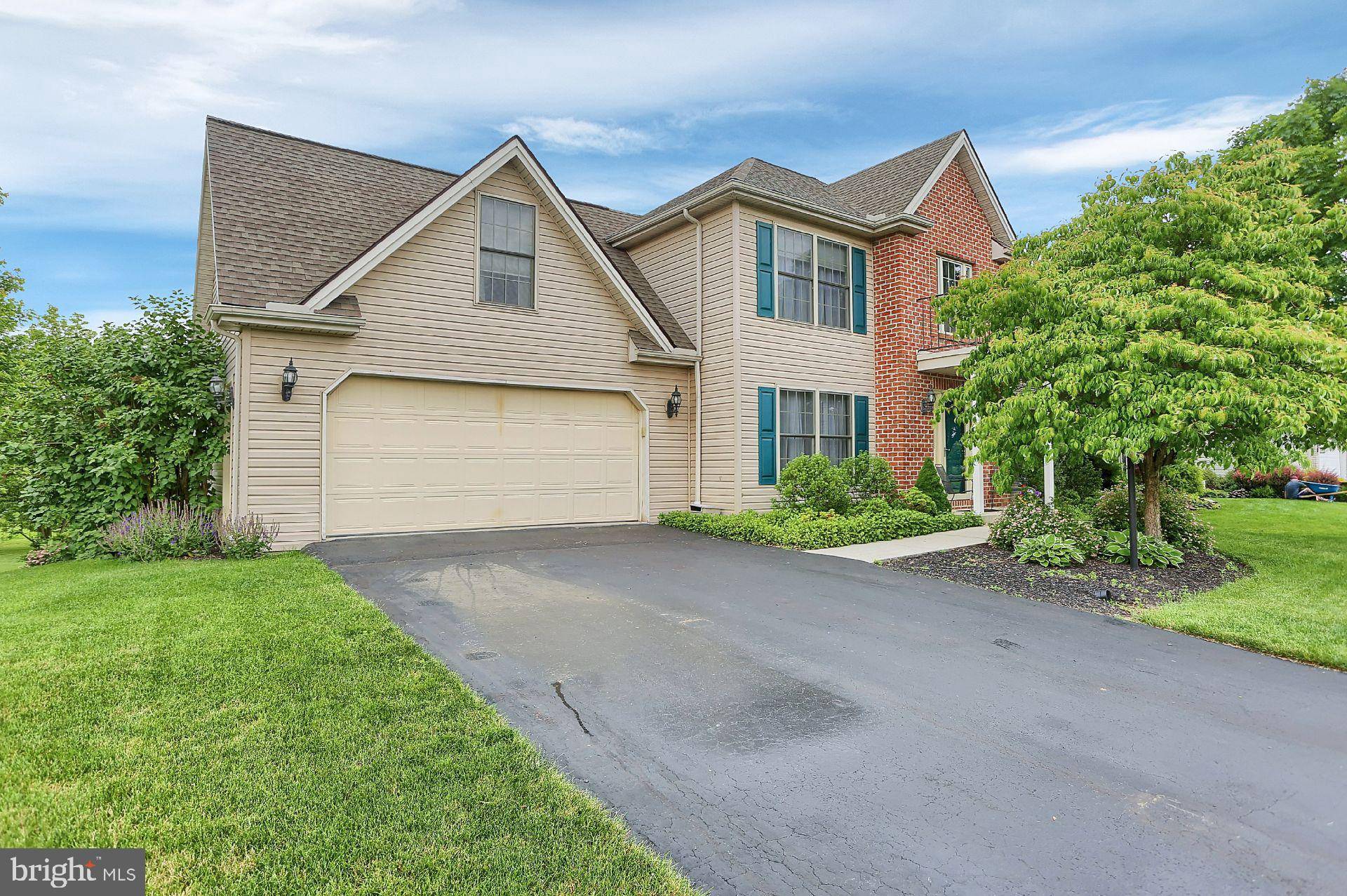 Mechanicsburg, PA 17055,2216 CANTERBURY DR