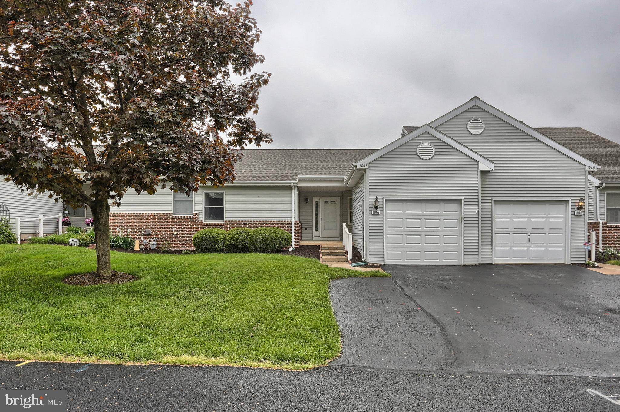 Harrisburg, PA 17111,1067 COUNTRY HILL DR