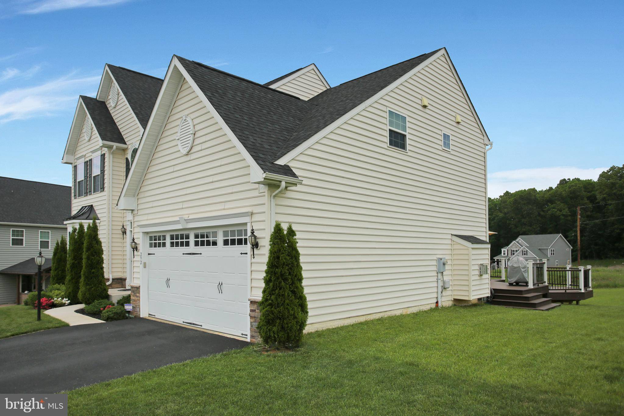 Boiling Springs, PA 17007,292 AHL HOME LN