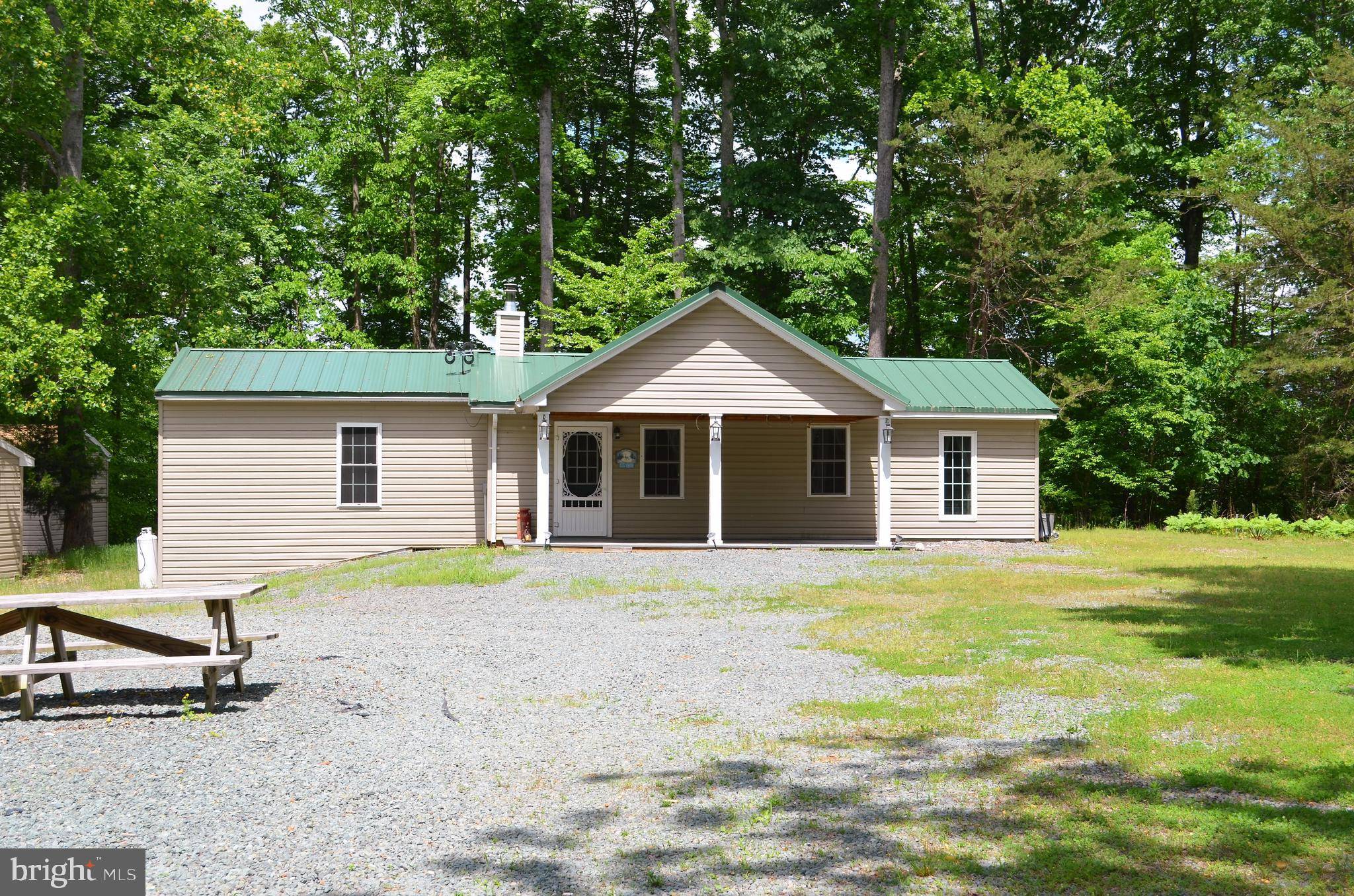 Gordonsville, VA 22942,974 RED HILL TRL