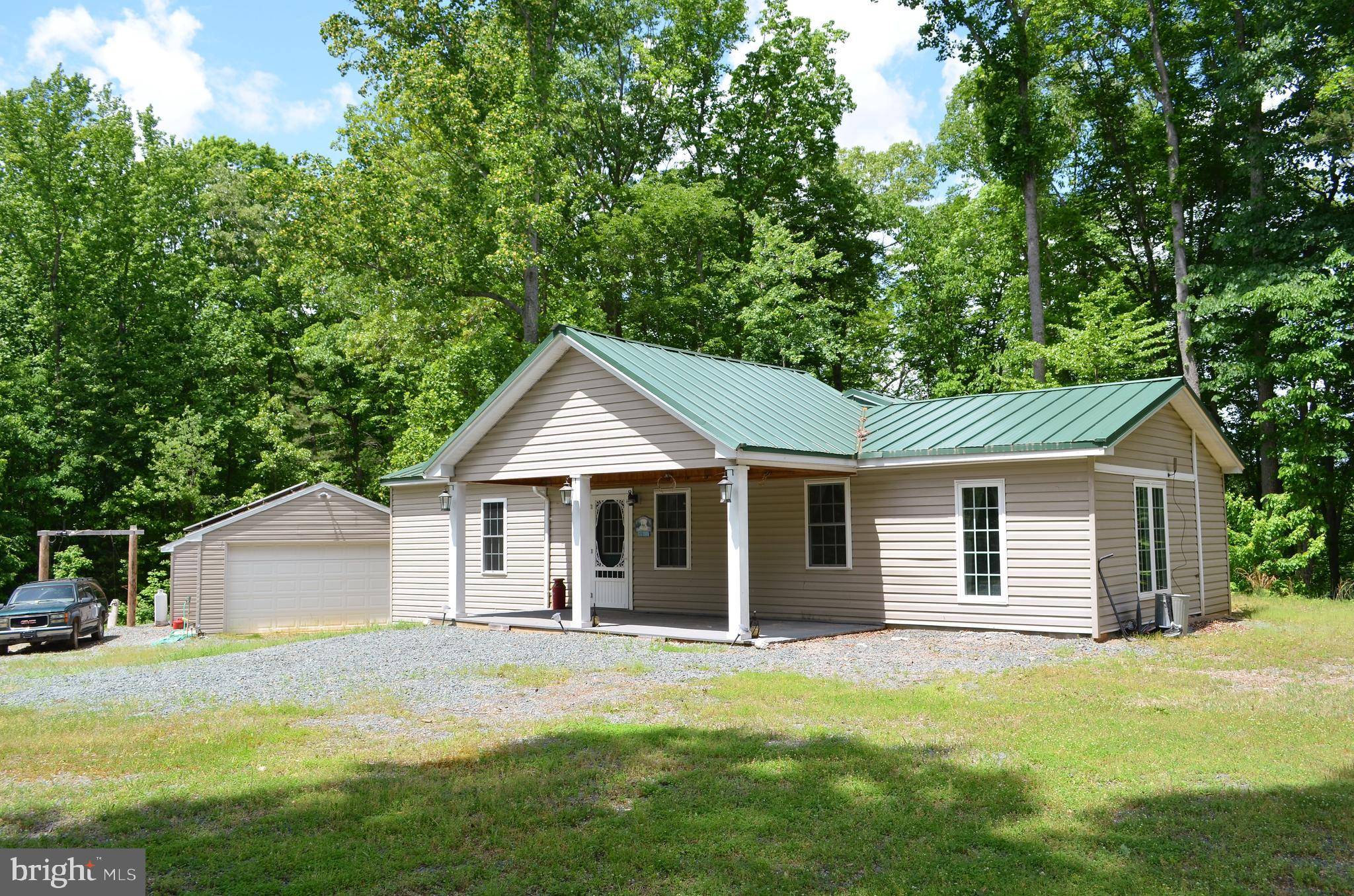 Gordonsville, VA 22942,974 RED HILL TRL