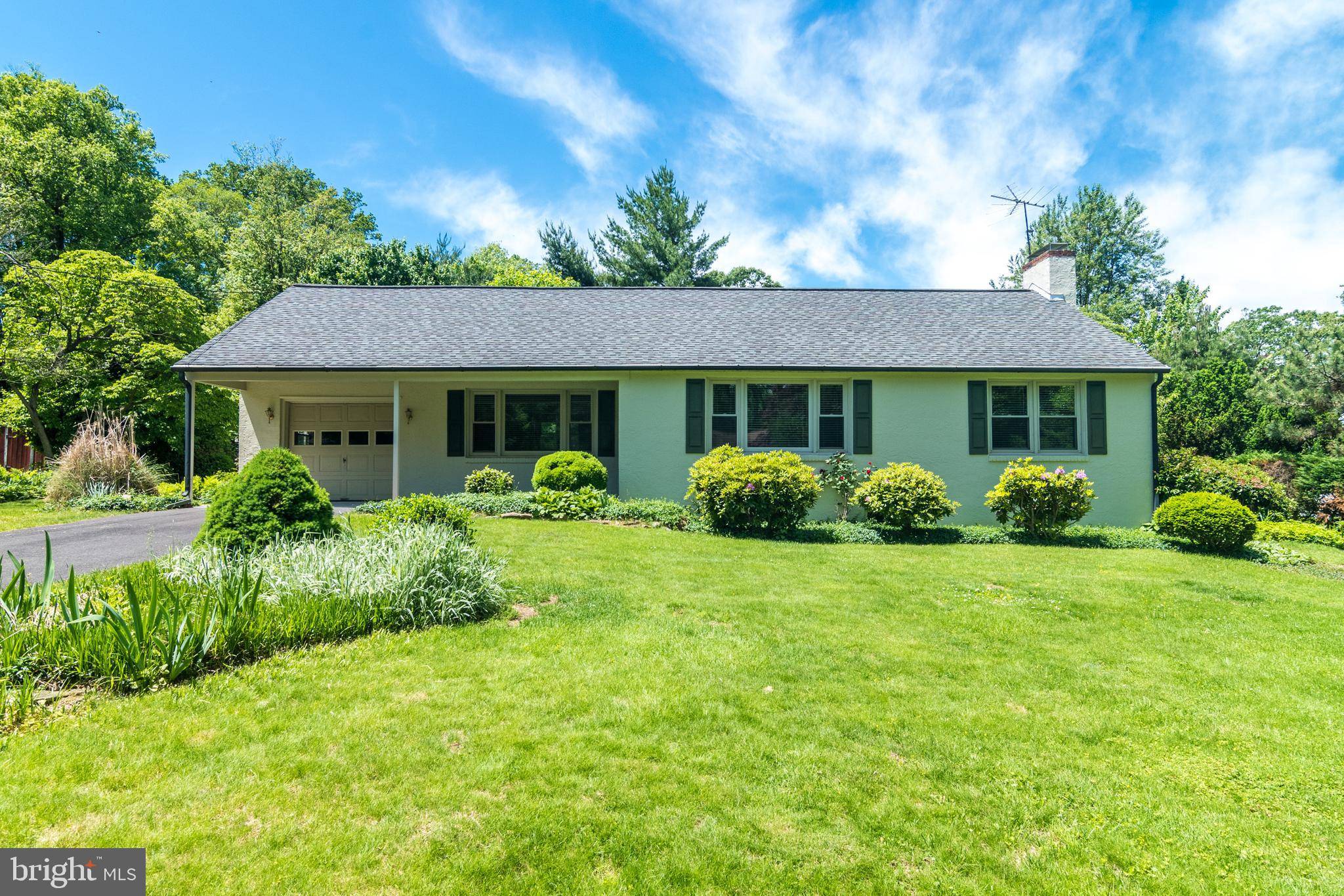 Huntingdon Valley, PA 19006,1593 BONNIE BRAE DR