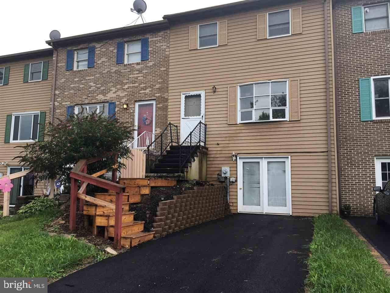 Etters, PA 17319,7 N CONLEY LN